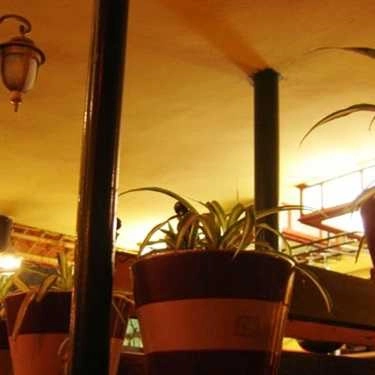 Không gian- Cổ Ngư Cafe