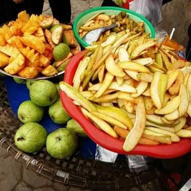 Món ăn- Ăn vặt Cóc Ổi Xoài Dầm - ĐH Khoa Học Tự Nhiên