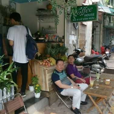 Không gian- Coffee House - Lê Văn Hưu