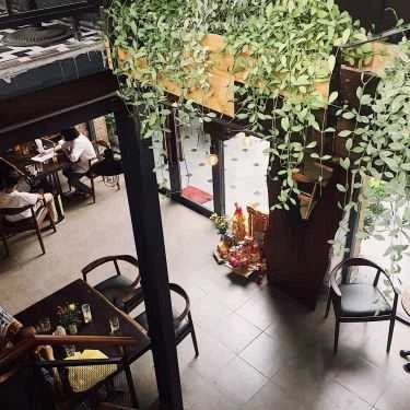 Không gian- Còng Cafe & Fastfood