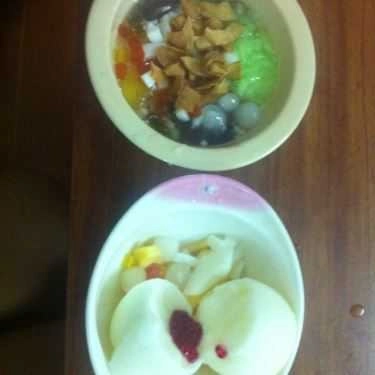 Không gian- Cafe Sơn Thoa - Chè Thập Cẩm, Sữa Chua & Fastfood
