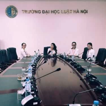 Không gian- Nhà Hàng Đại Học Luật Hà Nội - Nguyễn Chí Thanh