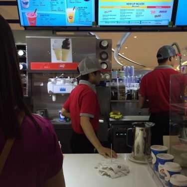 Tổng hợp- Cafe Dairy Queen - AEON Mall Long Biên