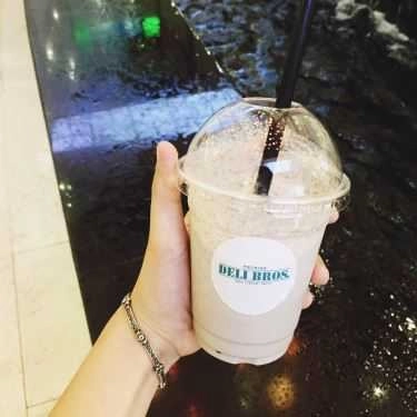 Món ăn- Cafe Deli Bros - Food & Drinks