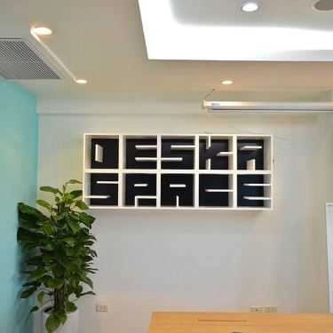 Không gian- Cafe Deska Working Space