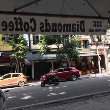 Không gian- Diamonds Coffee