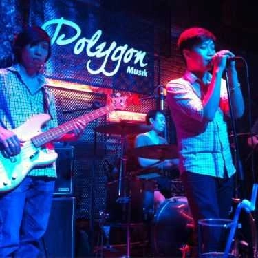 Tổng hợp- Polygon Musik Cafe
