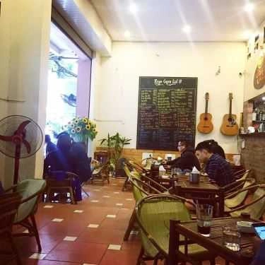 Không gian- Dzyn Cafe