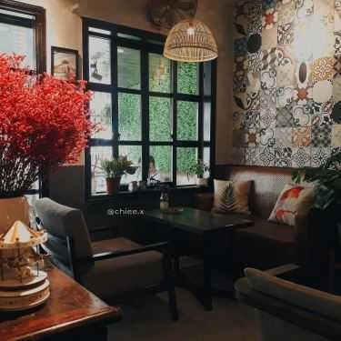 Không gian- Én Tarot Cafe