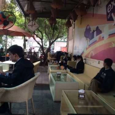 Không gian- Exyt Cafe