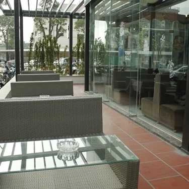 Không gian- F+ Cafe & Lounge