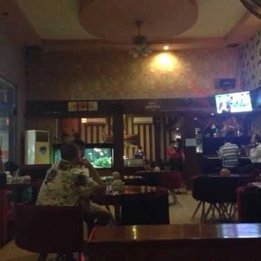 Không gian- First Cafe - Live Music