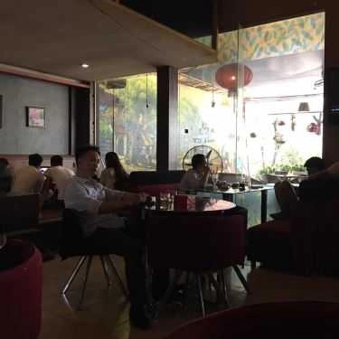 Không gian- First Cafe - Live Music