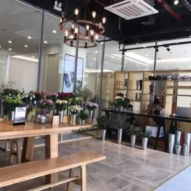 Không gian- Cafe Fresh Stop - Food & Juicy Bar - Times City