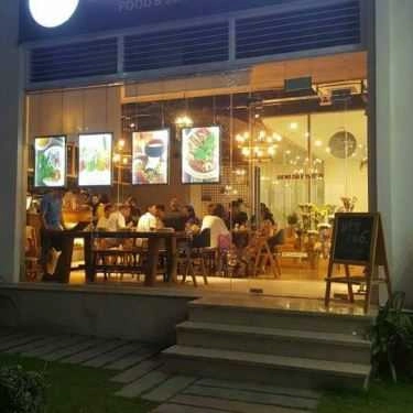 Không gian- Cafe Fresh Stop - Food & Juicy Bar - Times City