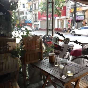 Không gian- Gấu Coffee Juice
