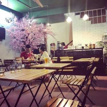 Không gian- Giọt Coffee