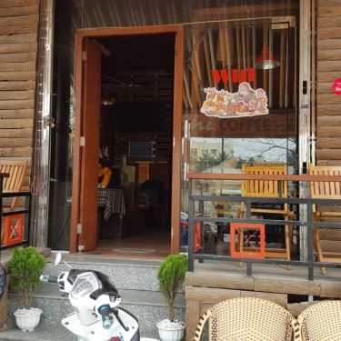 Không gian- Hachi Coffee
