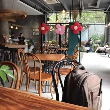 Không gian- Half Full - Bistro & Cafe - Times City