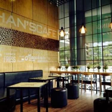 Không gian- HAN's Cafe - Mỹ Đình