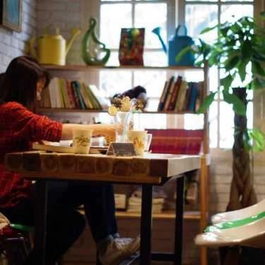 Tổng hợp- Hoa 10 Giờ - Floral & Book Cafe - Hàng Vôi