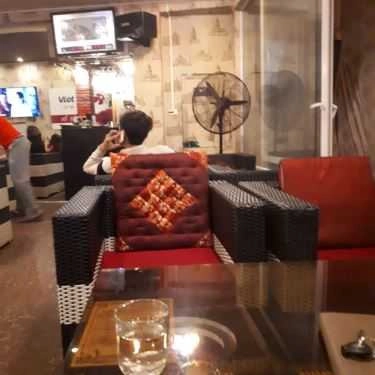 Không gian- Hoàng Hạo Cafe