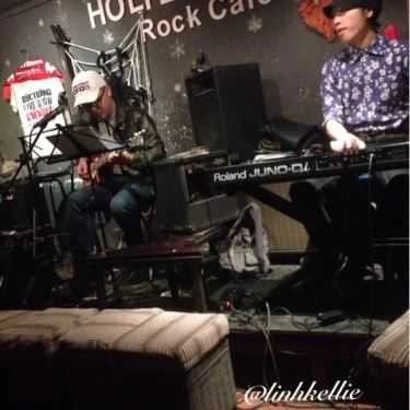 Không gian- Holyland Ballad Cafe - Nơi Rocker Tỏa Sáng