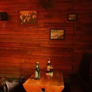 Không gian- Holyland Ballad Cafe - Nơi Rocker Tỏa Sáng