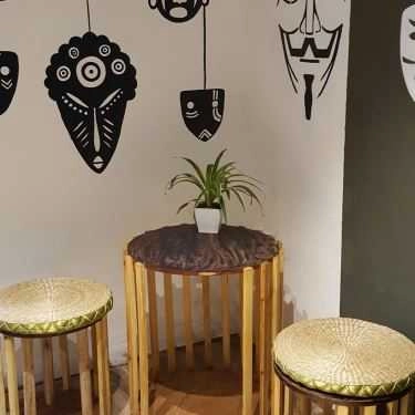 Không gian- Home Cafe - Quán Thánh