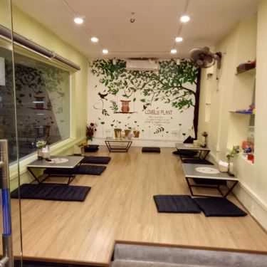Không gian- Home Coffee - Nguyễn Hiền