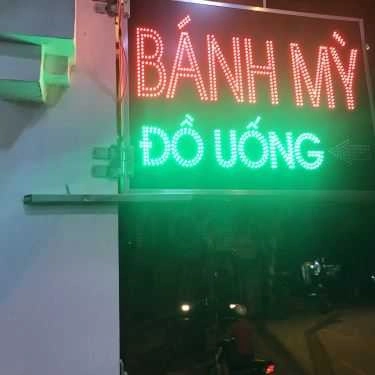 Tổng hợp- Cafe Huong's Bakery - Bông Lan Trứng Muối & Nước Ép Hoa Quả