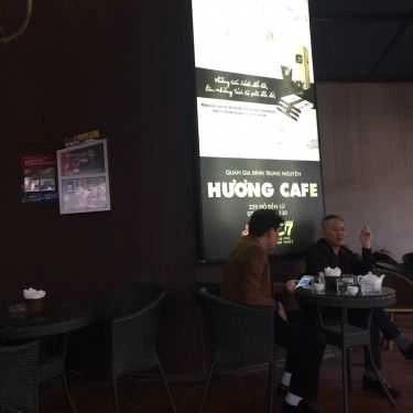 Không gian- Hương Cafe - Hồ Đền Lừ