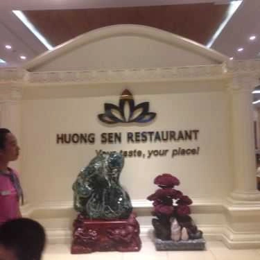 Tổng hợp- Nhà Hàng Hương Sen - Buffet Hải Sản Cao Cấp