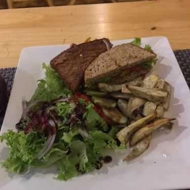 Tổng hợp- Jalus Vegan Kitchen And Café