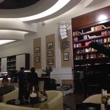 Không gian- Jima Coffee House