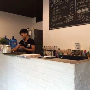 Không gian- JQK Cafe