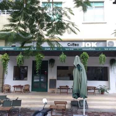 Không gian- JQK Cafe