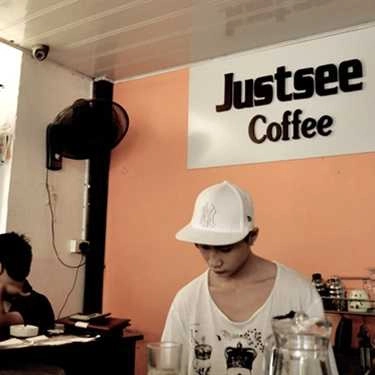 Tổng hợp- Justsee Cafe - Nhà Chung