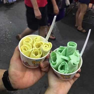 Món ăn- Ăn vặt Kem Cuộn - Hàng Đường