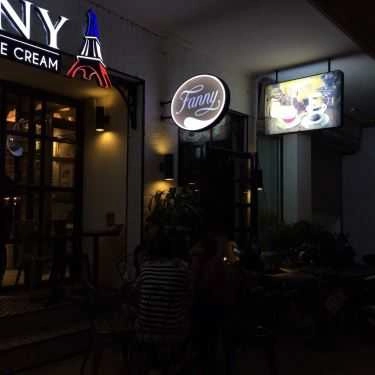 Không gian- Cafe Kem Fanny - Hàng Bài