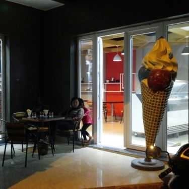 Không gian- Cafe Kem Hà My - Nguyễn Văn Lộc