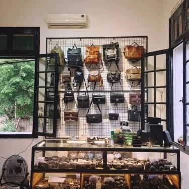 Tổng hợp- Cầm - Quán Nhạc, Sách & Cà Phê - Sixty Square