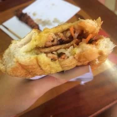 Món ăn- Ăn vặt Kiều Lương - Bánh Mì Bơ Mật Ong & Thịt Xiên