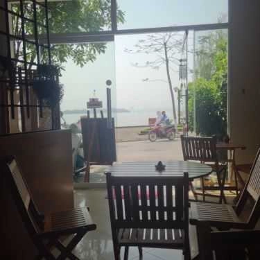 Không gian- L'arome Cafe - Vệ Hồ