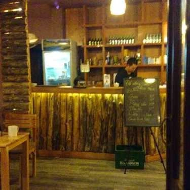 Không gian- Lá Đôi Cafe