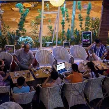 Không gian- Lách Tách Cafe