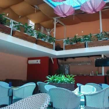 Không gian- Lách Tách Cafe