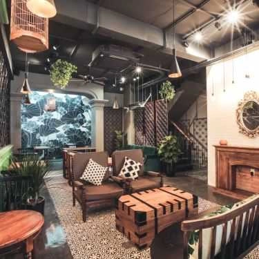 Không gian- Le Soleil Cafe