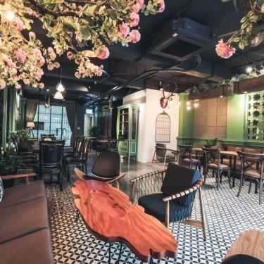 Không gian- Le Soleil Cafe