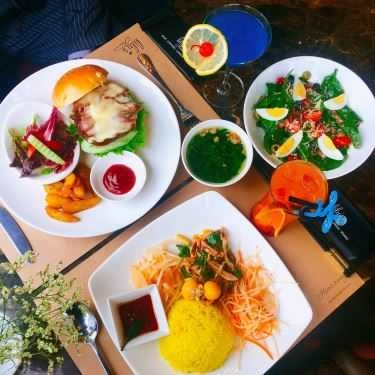 Món ăn- Lily's Bar & Café